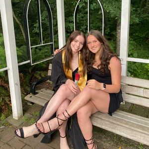 Meet your Posher, Brooke